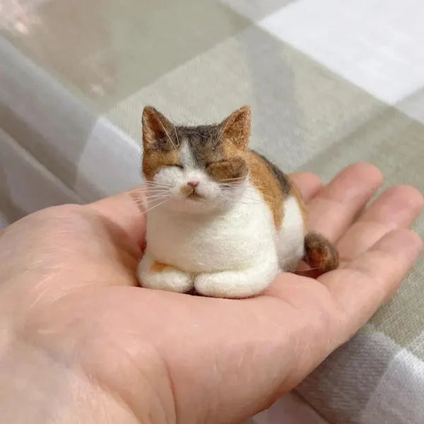 Custom Needle Felted Pet Replica - Lifelike Wool Memorial Sculpture from Photo, Dog & Cat Loss Gift